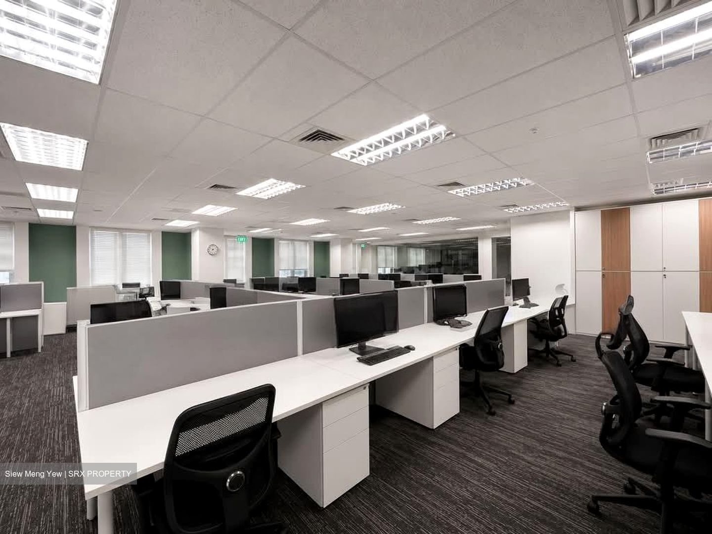Bangkok Bank Building (D1), Office #590774311